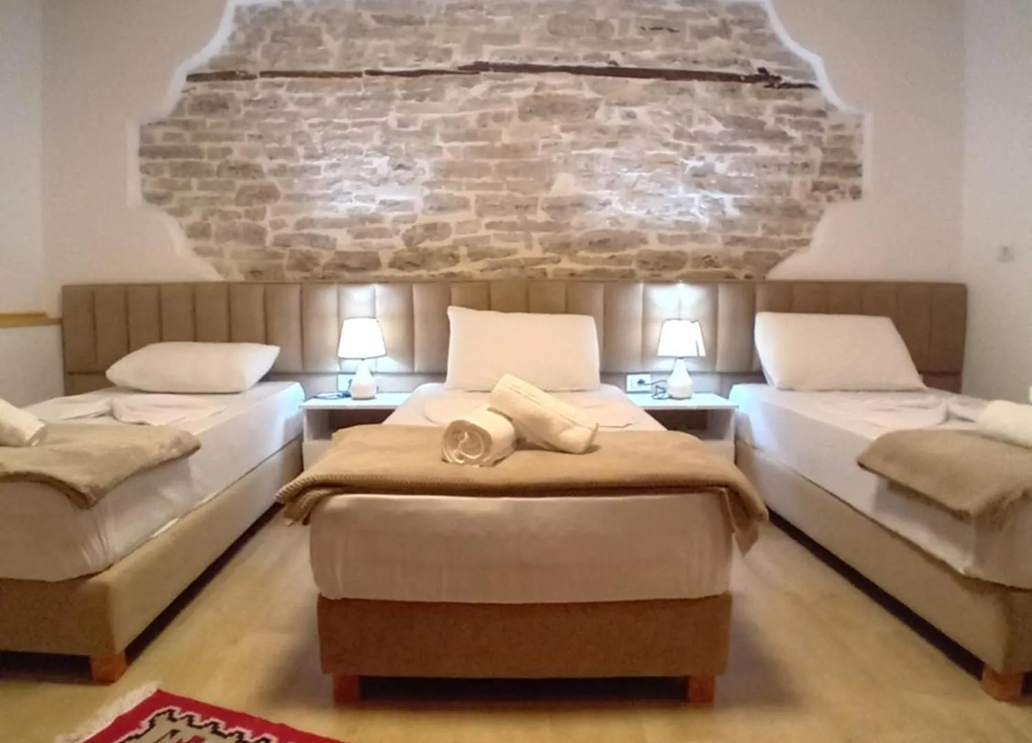 Gjirokastër Arpet Guesthouse