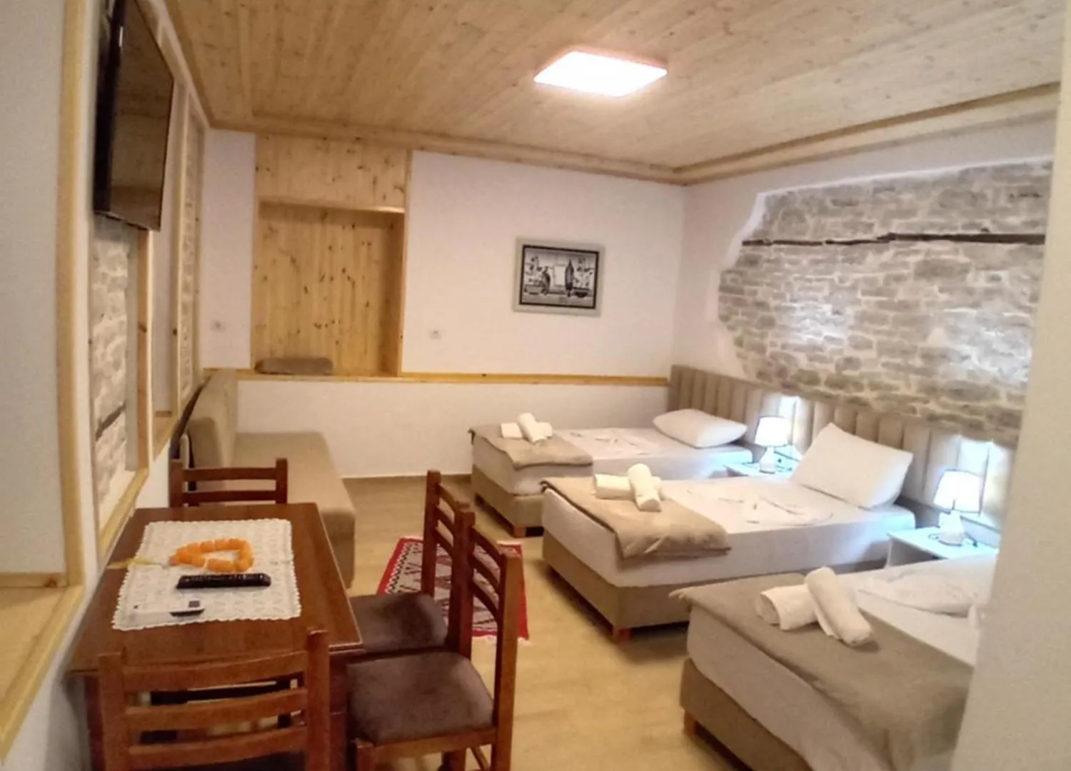 Gjirokastër Arpet Guesthouse